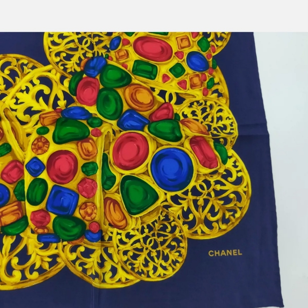 🔥NWOT Chanel Bijoux 100% Silk Multicolor Gem Scarf With Box - Picture 5 of 10